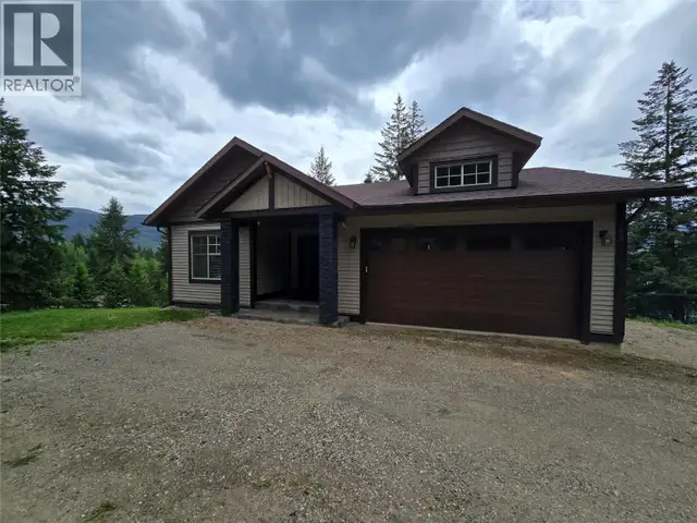 565 Clearwater Valley Road Clearwater, British Columbia in Houses for Sale in Kamloops - Image 3