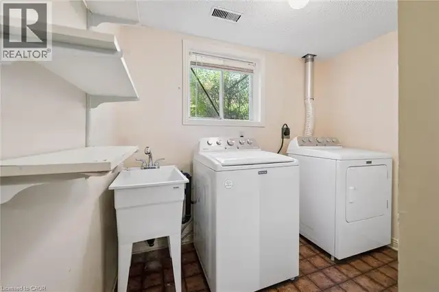 167 WESTVALE Drive Waterloo, Ontario in Houses for Sale in Kitchener / Waterloo - Image 27