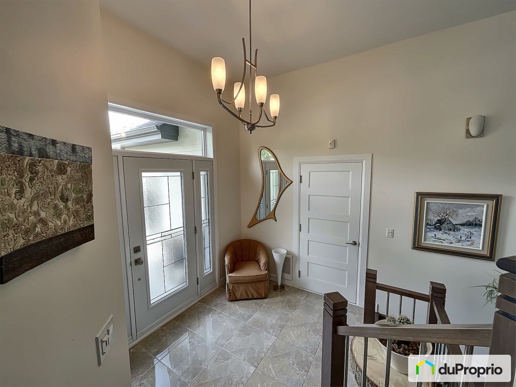 $949,900 - Bungalow for sale in Bromont — photo 3