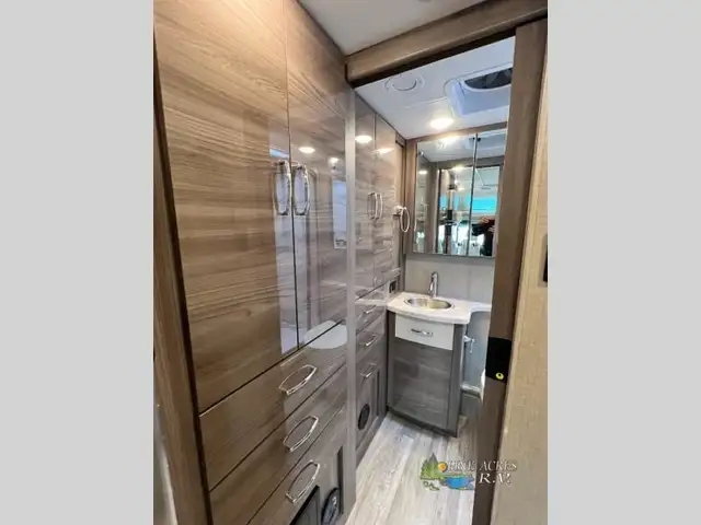 2024 Thor Motor Coach Delano Sprinter 24FB Diesel in RVs & Motorhomes in Moncton - Image 26