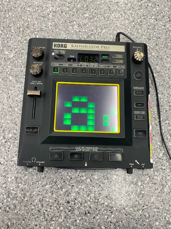 Korg Kaossilator Pro Dynamic Phrase Synthesizer in Performance & DJ Equipment in City of Toronto - Image 5