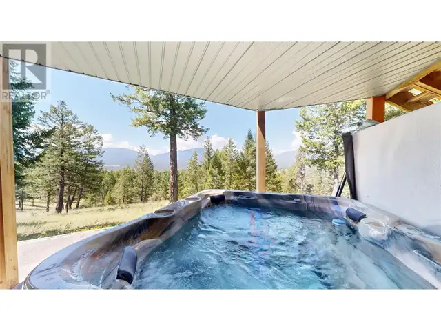 8161 93/95 Highway Radium Hot Springs, British Columbia dans Maisons à vendre dans Cranbrook - Image 33