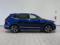 * ACCIDENT FREE * ONE OWNER * BLIND SPOT MONITOR * LANE DEPARTURE WARNING * PANORAMIC SUNROOF * NAVI... (image 5)