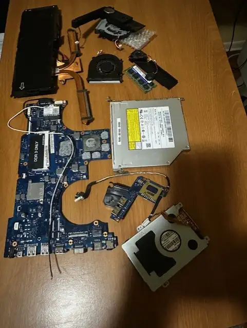 Parts for laptops in Laptops in Mississauga / Peel Region - Image 3