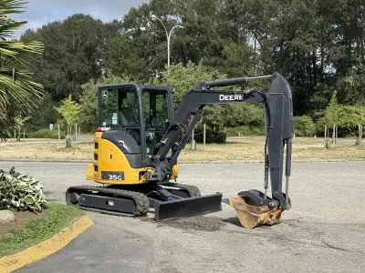 This 2017 John Deere 35G Compact Excavator is powered by a 1.6L Yanmar 3-cylinder diesel engine prod...