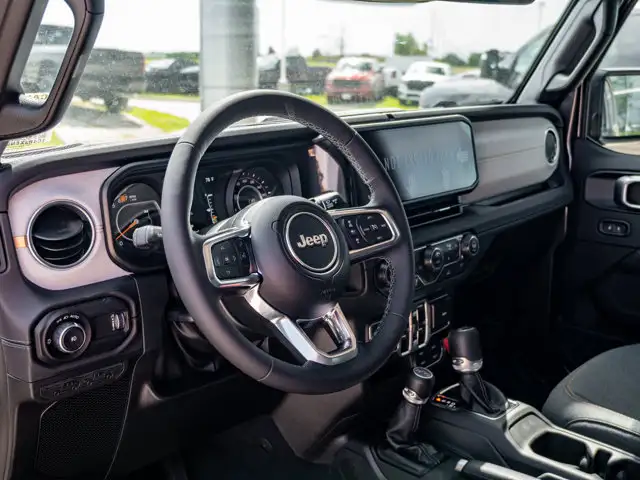 2026 Jeep Wrangler Sahara in Cars & Trucks in Barrie - Image 24