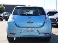 2015 NISSAN LEAF S - NO ACCIDENTS - BACKUP CAMERA - HEATED FRONT SEATS AND STEERING WHEEL - PUSH BUT... (image 4)