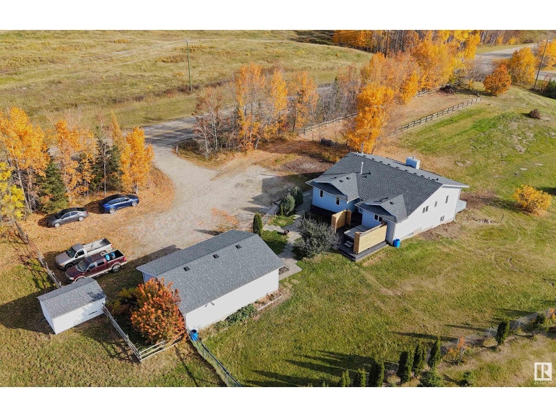 1315 TWP ROAD 534 Rural Parkland County, Alberta Houses for Sale St