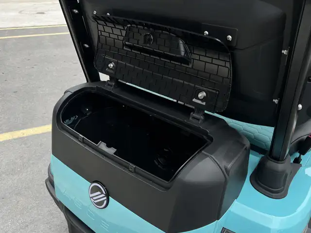 2026 Madjax Ascent Lithium Electric Golf Cart - 4 Forward Facing in ATVs in Trenton - Image 13
