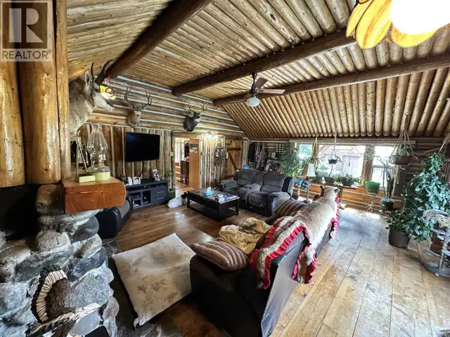 6273 MOOSE POINT DRIVE 70 Mile House, British Columbia in Houses for Sale in Kamloops - Image 19