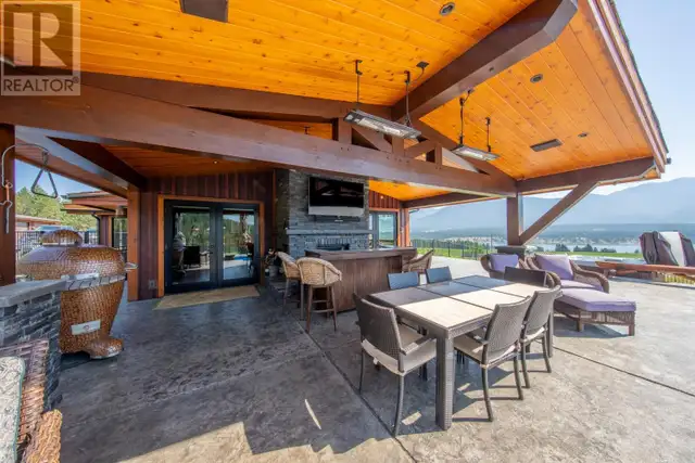 2175 WESTSIDE Road Invermere, British Columbia in Houses for Sale in Revelstoke - Image 18