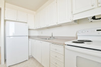 For a limited time, enjoy 1/2 month of free rent* * Select suites only. Some conditions apply. Price... (image 2)