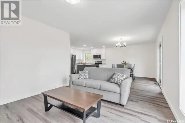 126 2nd STREET W Pierceland, Saskatchewan in Houses for Sale in Meadow Lake - Image 11