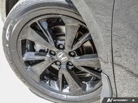 Front Wheel Drive,4-Wheel Disc Brakes,Power Steering,Brake Assist,ABS,Tires - Rear Performance,Brake... (image 8)