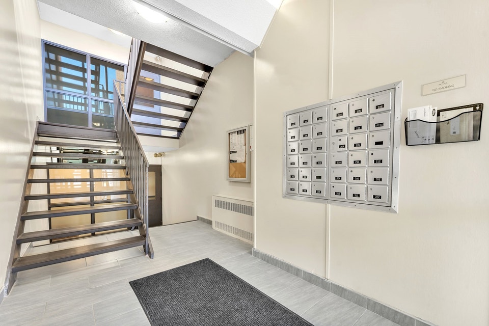 Thomas Apartments - 2 Bedroom, 1 Bath Apartment for Rent - Kings 4