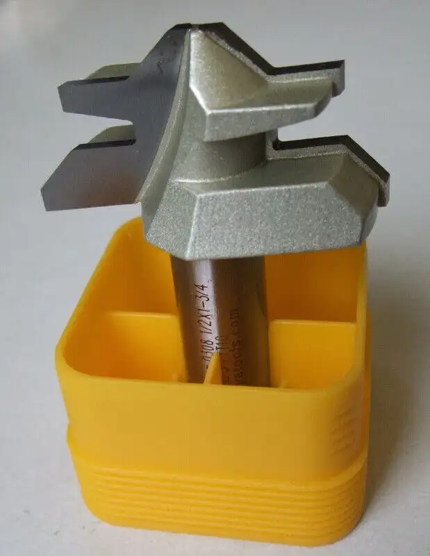 Router Bit 45 Degree Medium Lock Miter in Other in Calgary - Image 2