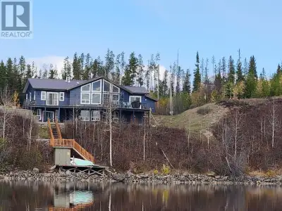 * PREC - Personal Real Estate Corporation. Amazing lakefront on Francois Lake, BC’s 2nd largest natu...