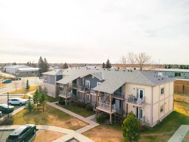Townhomes with in Suite Laundry - Sagecourt - House for Rent Str in Long Term Rentals in Calgary - Image 14