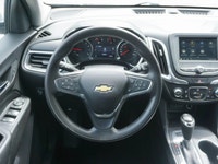 Presenting the 2019 Chevrolet Equinox LT, a sophisticated gray AWD SUV that promises excellent handl... (image 7)