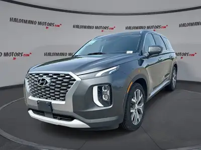 // ACCIDENT FREE!! // This 2022 Hyundai Palisade Luxury AWD is a refined three-row SUV built for bus...
