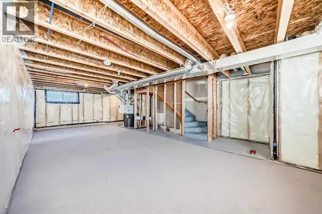 80 Magnolia Way SE Calgary, Alberta in Houses for Sale in Calgary - Image 34