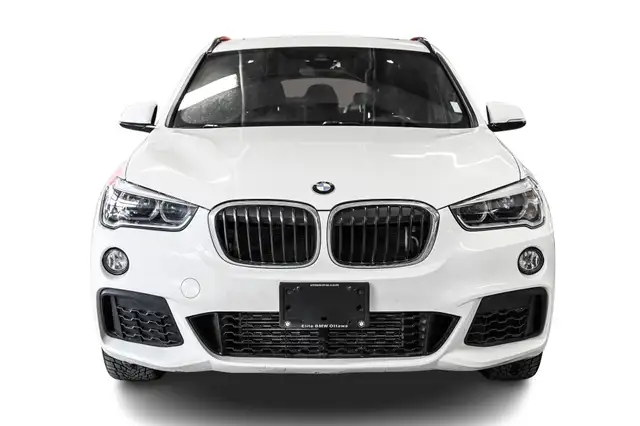 2018 BMW X1 xDrive28i | Mags | Cuir | Toit Pano | Caméra | * À v in Cars & Trucks in City of Montréal - Image 4