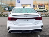 This Kia Forte delivers a Regular Unleaded I-4 2.0 L/122 engine powering this Variable transmission.... (image 3)