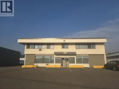 A versatile office space opportunity in the central Carter Light Industrial area of Prince George, o...