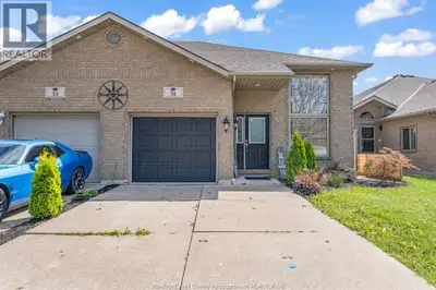 Dare to compare!! Welcome to this fantastic home in a desirable area surrounded by well-kept, attrac...