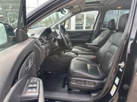 New Arrival! Check out this fully loaded 2019 Honda Pilot Touring the perfect blend of comfort, spac... (image 4)