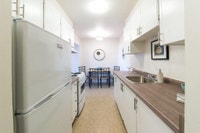 Located on a quiet cul de sac just outside Kingston’s downtown core, Westview Place has a friendly,... (image 6)