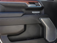 The 2023 GMC Sierra 1500 Denali Crew Cab Short Box 4-Wheel Drive is a powerhouse of capability wrapp... (image 5)