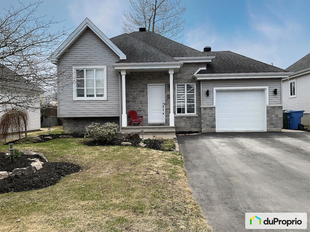 $639,000 - Bungalow for sale in St-Jérôme (Bellefeuille) — photo 1