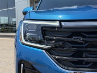Humberview Volkswagen on the Queensway Make a lasting impression in this stunning 2025 Volkswagen At... (image 9)