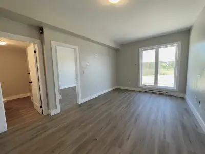 1 Unit Available February 15th $1800 + Hydro & Water Special Offer: Secure your dream home now and e...