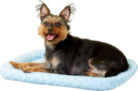 MidWest Quiet Time 22-in Plush Bolster Dog Crate Mat