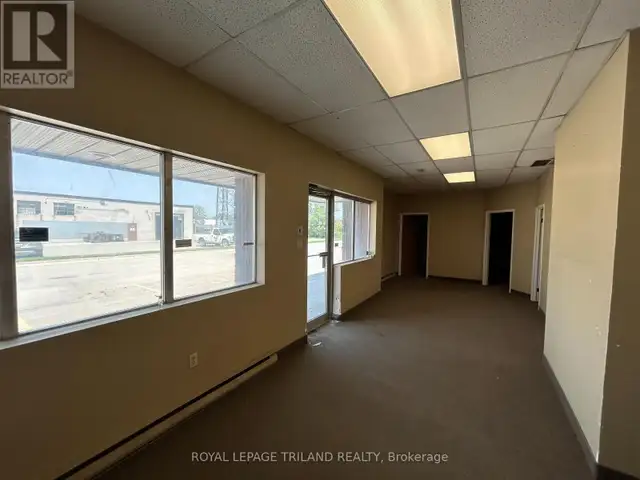 3-7 - 96 BESSEMER COURT London South (South Z), Ontario in Commercial & Office Space for Rent in London - Image 5