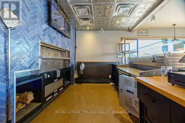 985 TALBOT STREET St. Thomas, Ontario in Commercial & Office Space for Rent in London - Image 25