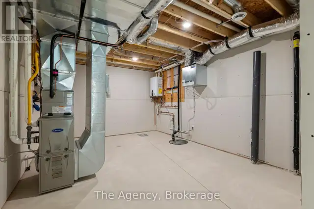 34 MARIE STREET Pelham (Fonthill), Ontario in Houses for Sale in St. Catharines - Image 19