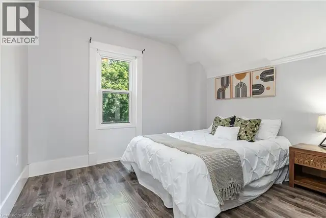 40 WOODLAND Avenue Kitchener, Ontario in Houses for Sale in Kitchener / Waterloo - Image 29