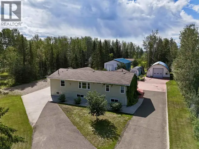 4 RESERVE ROAD Fort Nelson, British Columbia in Houses for Sale in Fort St. John - Image 2