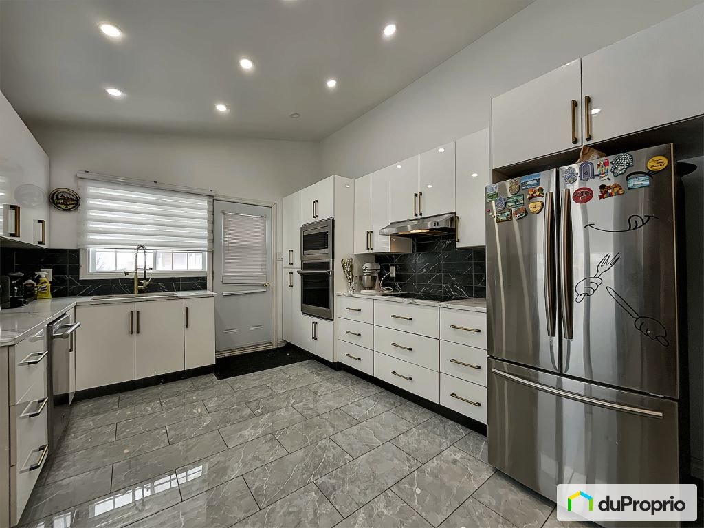 $739,000 - Split Level for sale in St-Vincent-de-Paul — photo 3