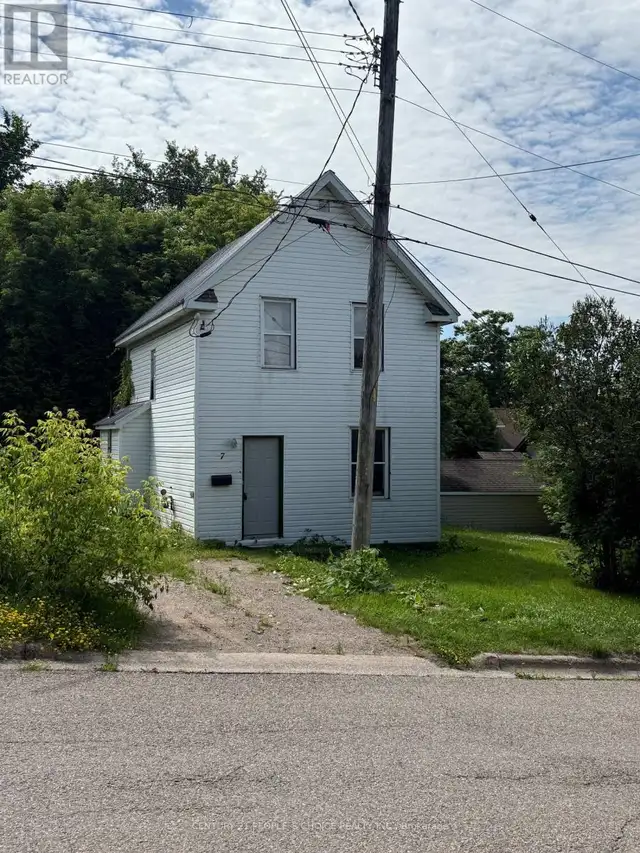 7 HEARST STREET Sault Ste Marie, Ontario63006664611971124