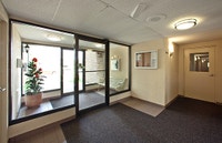 SPACIOUS JR. 1 BEDROOM APARTMENT FOR RENT IN WHITBY! SELECT APARTMENTS FULLY REVITALIZED WITH PREMIU... (image 6)