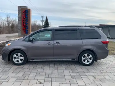 Spacious Refined Grey Interior, 3.5 liter V6, Heated Mirrors, Power Seats, 360-degree Camera System,...