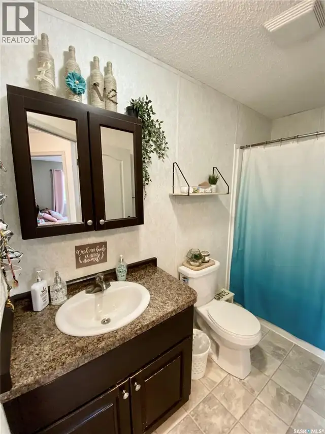 114 3 STREET E Carnduff, Saskatchewan in Houses for Sale in Regina - Image 17