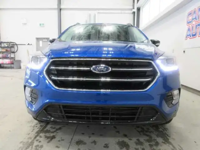 2017 Ford Escape TITANIUM, NAV, ROOF, LOADED, JUST 77K! in Cars & Trucks in Ottawa - Image 4