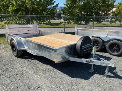 Trailer Specifications & Features Frame: 6061 All-Aluminum Frame Decking: 2" x 10" Douglas Fir / Lar...