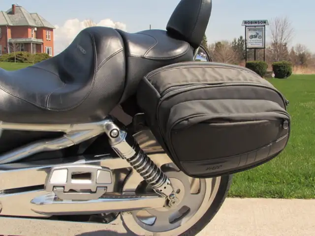 2006 Harley-Davidson VRSC A VRod in Street, Cruisers & Choppers in Leamington - Image 21