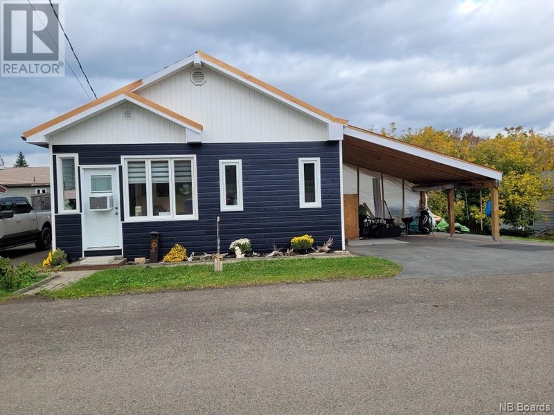 403 Rue Wallace Dalhousie, New Brunswick Houses for Sale Bathurst